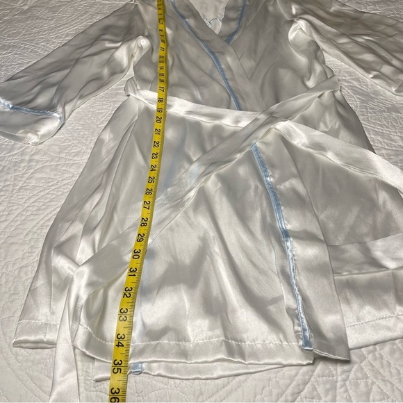 New Linea Donatella White Satin “Bride” Robe Size Small NWT - Picture 9 of 11